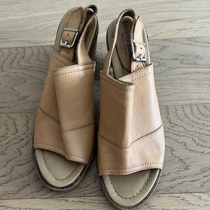 Tan leather comfortable heels